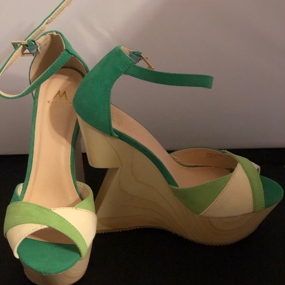 Multi Green Asymmetrical Wedges